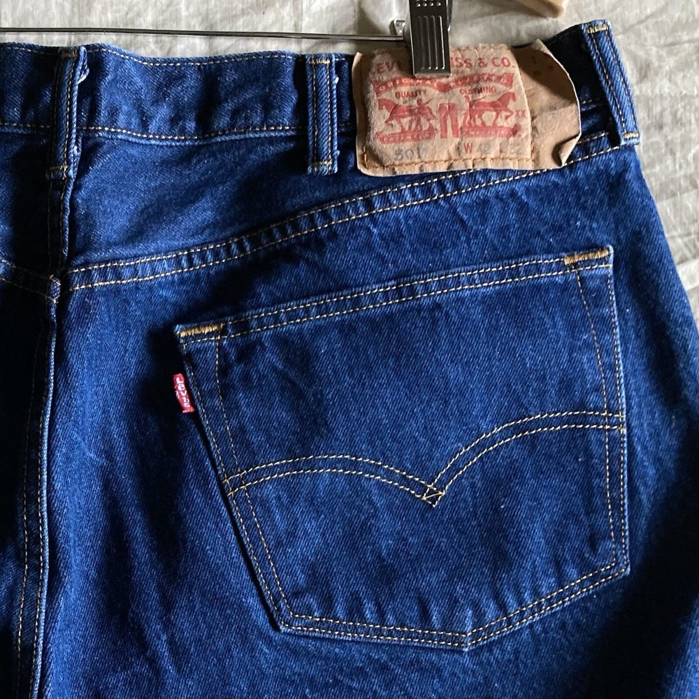 Levis 501 Original Mens Red Tab StraightFit ButtonFly Dark Wash Blue Jean 38x29 - Picture 3 of 16